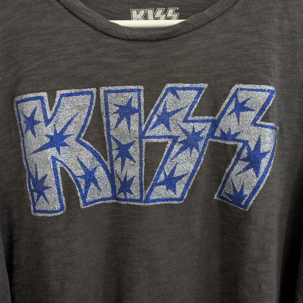 Lucky Brand Gray KISS band Graphic tank Top With Tie-Side Embellishments - Picture 3 of 4